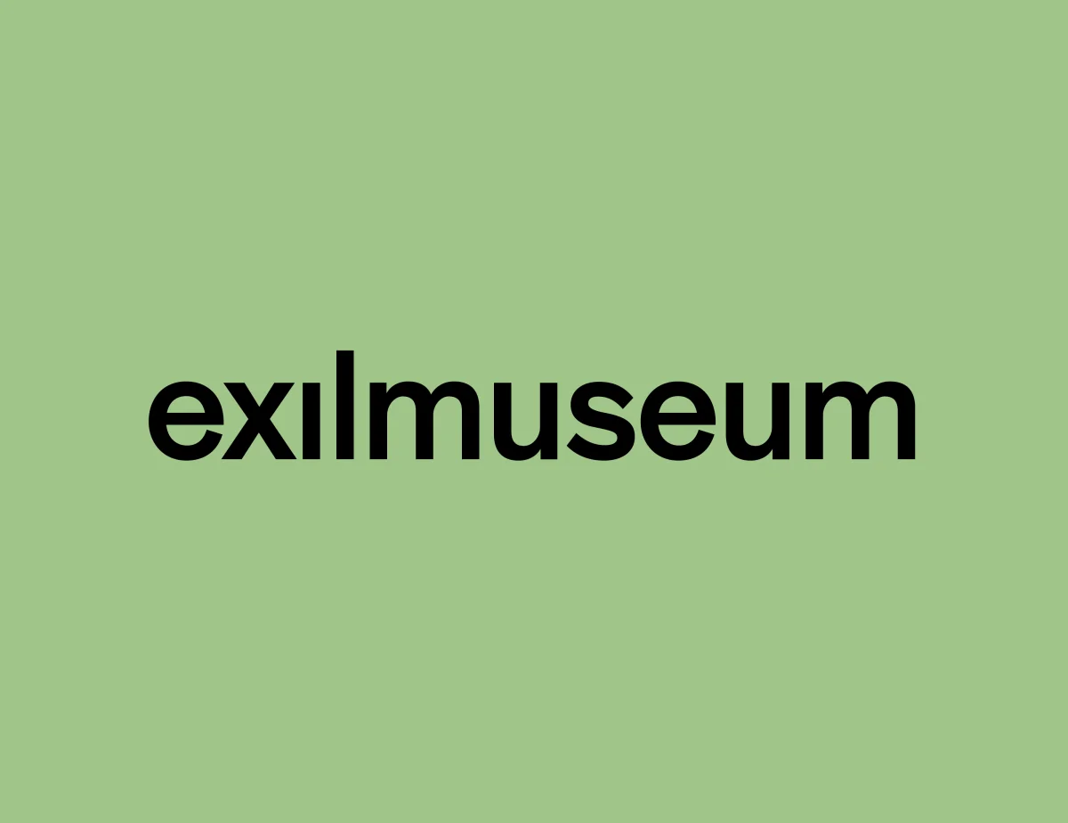 Complete black “exilmuseum” wordmark centred on a pale green background.