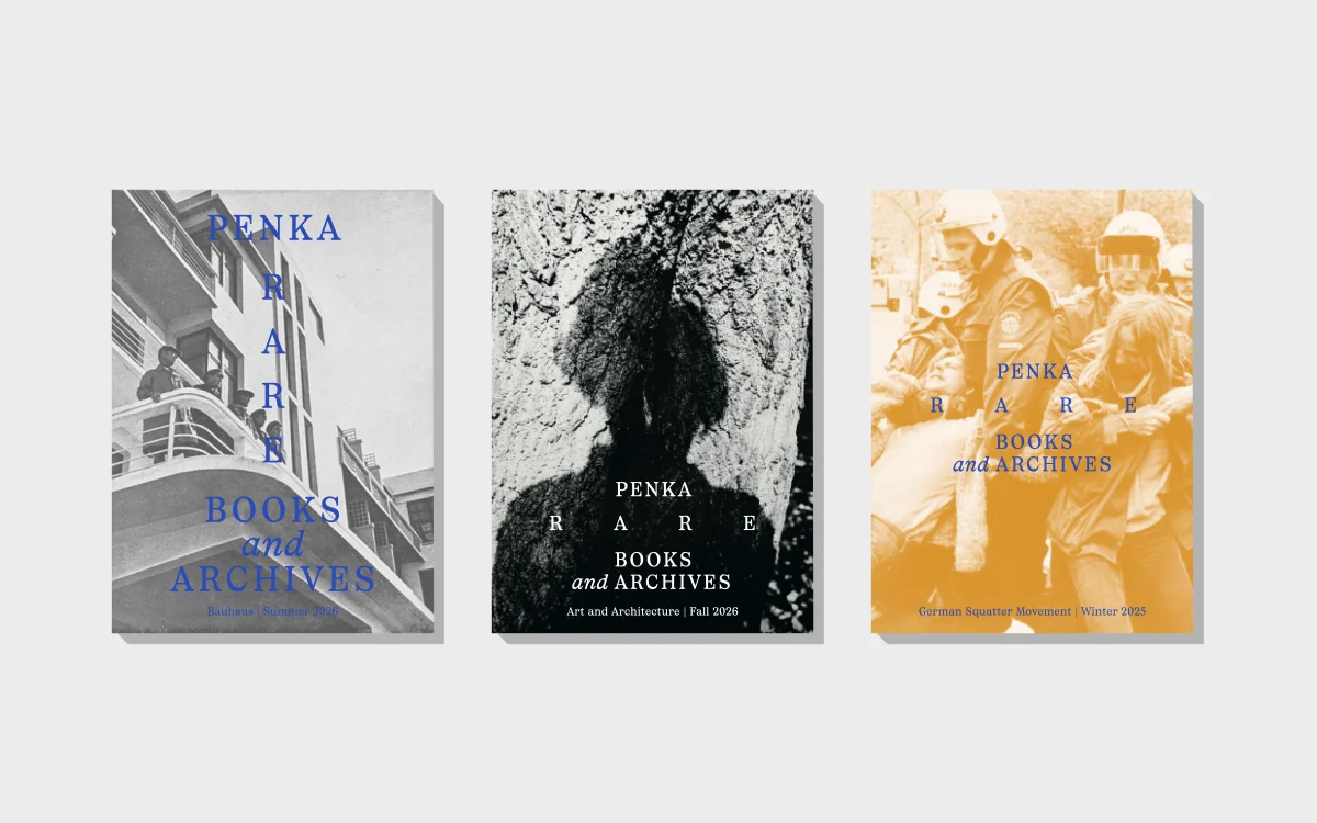 Drei Katalogcover mit historischen Fotografien und blauen, weißen beziehungsweise orangefarbenen PENKA-Wortmarken.